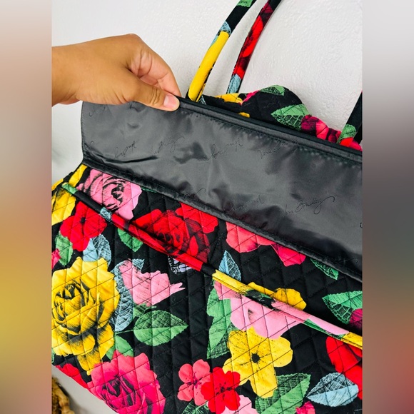Vera Bradley Large Deluxe Duffle Bag Havana Rose Quilted Floral Retired Travel - Picture 8 of 15